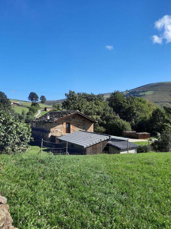 Cabana Pasiega La Quemada San Pedro Del Romeral Buitenkant foto
